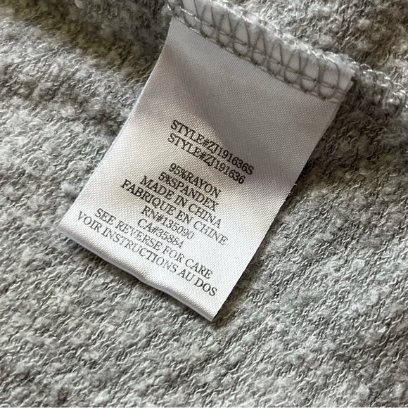 Z Supply Women's Large Gray Zip Up Hoodie - Picture 4 of 9